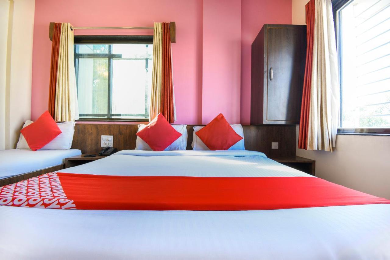 Sai Palkhi Hotel เชอร์ดี ภายนอก รูปภาพ